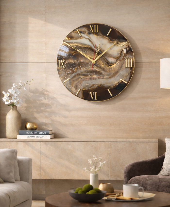 CLOCK-BROWN